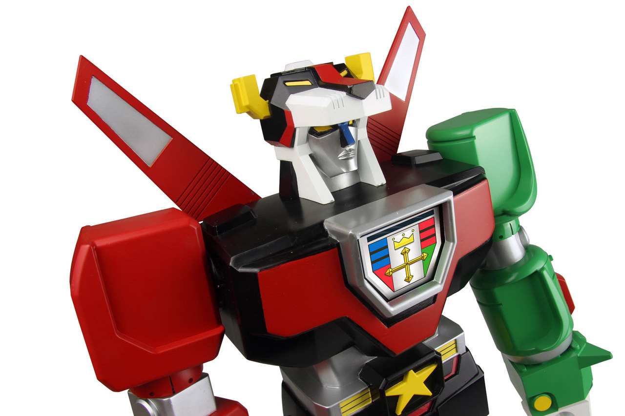 /30th-anniversary-voltron-jumbo-lion-force-vinyl/ product image