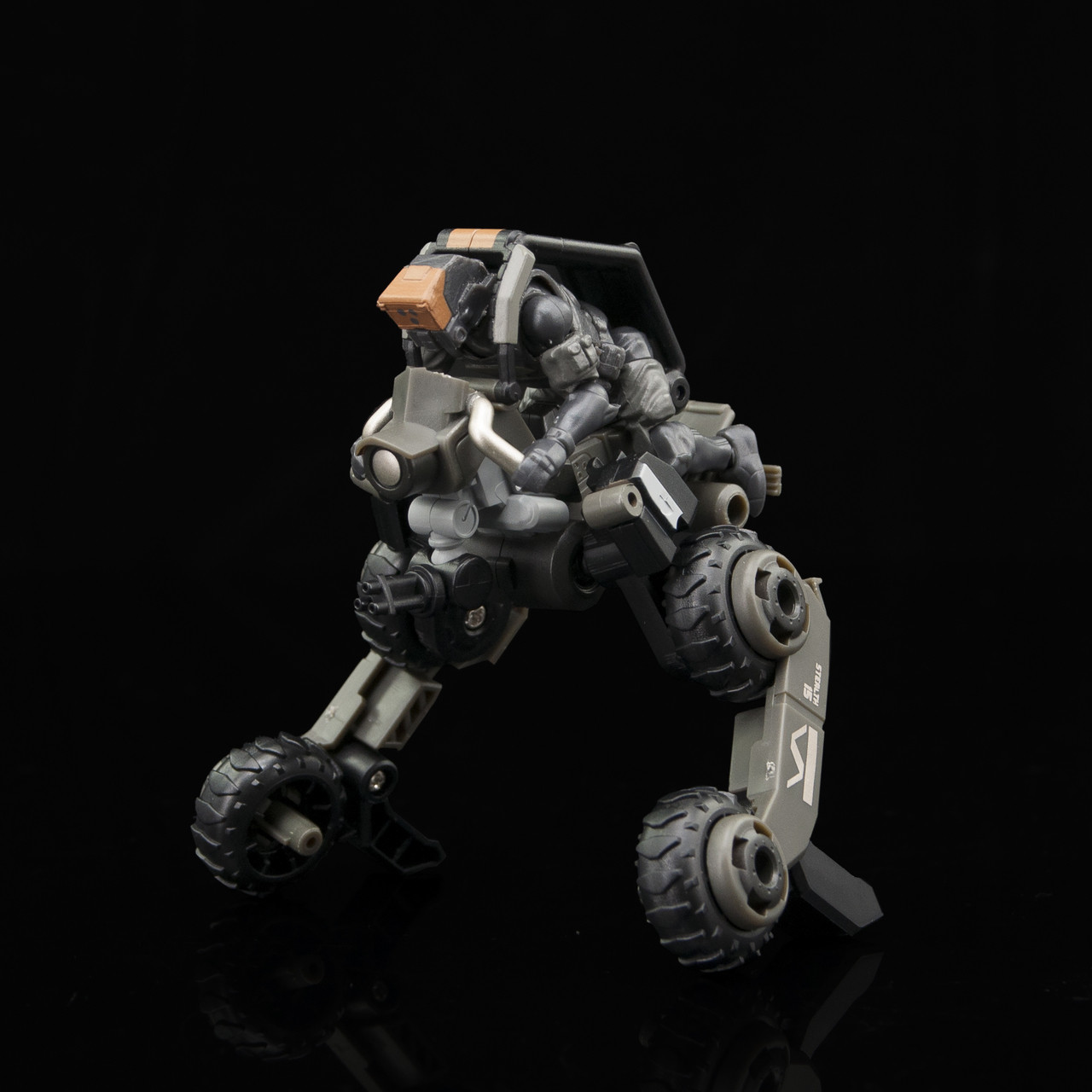/comic-con-2017-exclusive-b2five-stealth-mk1e-set/ product image