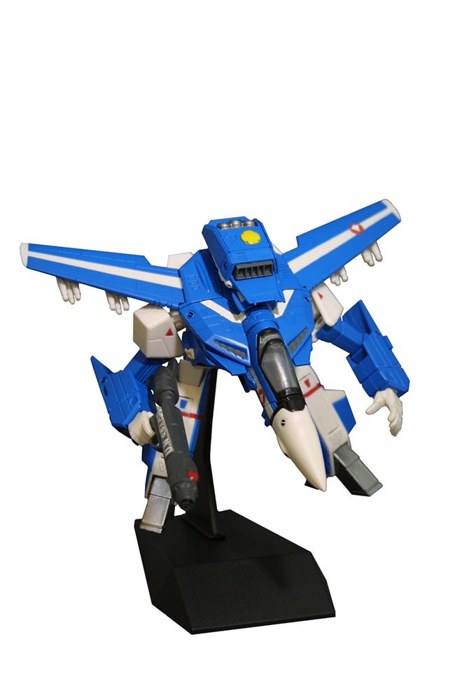 /robotech-30th-anniversary-1-100-max-sterling-gbp-1j-heavy-armor-veritech/ product image