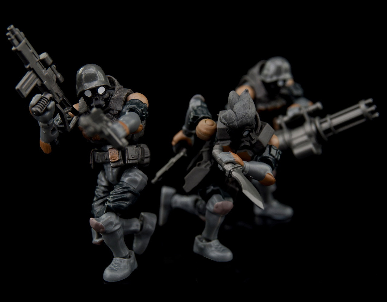 /b2five-bucks-team-trooper-set/ product image